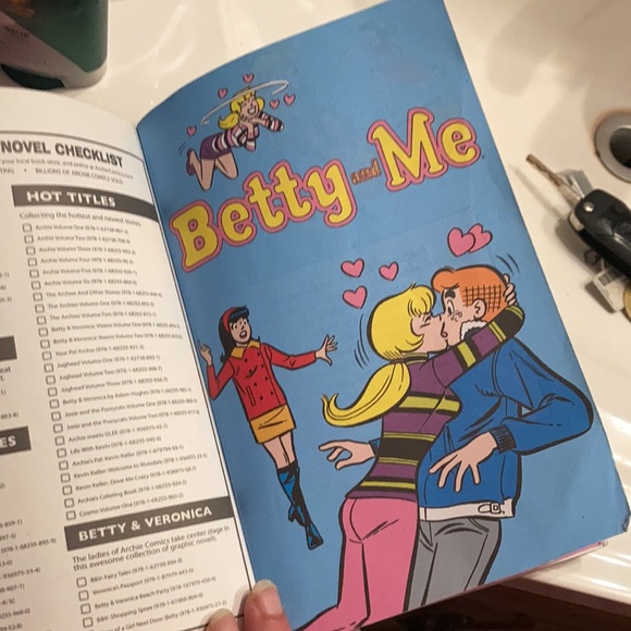 “Betty and me“ Archie comics book - Picture 6 of 11